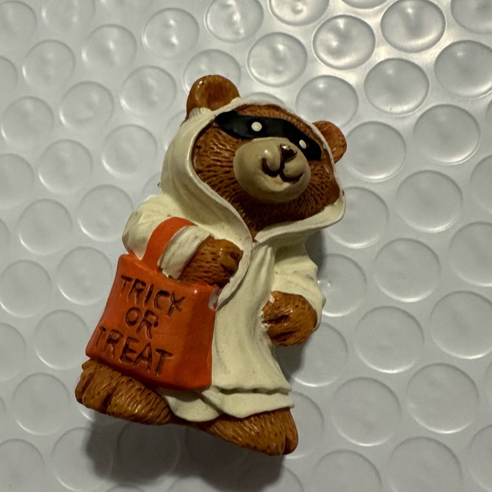 Vintage 90’s Trick or Treat Bear Pin Brooch Lapel Pin Halloween